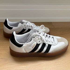 Adidas Sambae Sneakers Women’s size 9.5